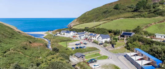Ty Cwch: Stay in a Boathouse and Embrace Nature