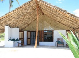 Gululudo Beach Lodge