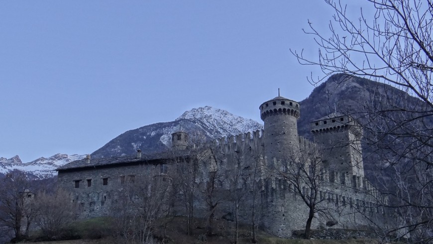Castello di Fenis, foto di molamolax, via flickr