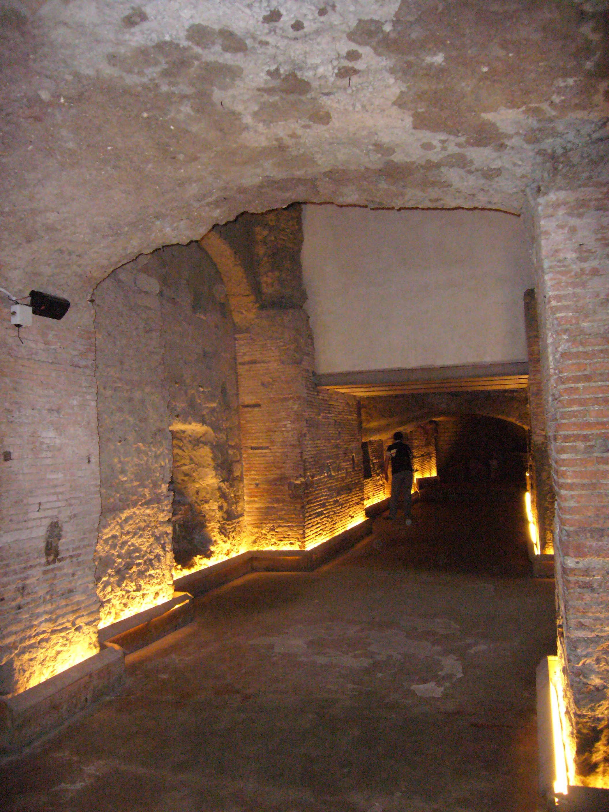 Napoli sotterranea, luogo di leggende