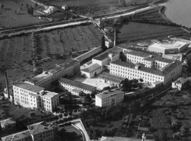 Manifattura Tabacchi di Rovereto, foto storica di una delle industrie di Tabacco più importanti d'Europa