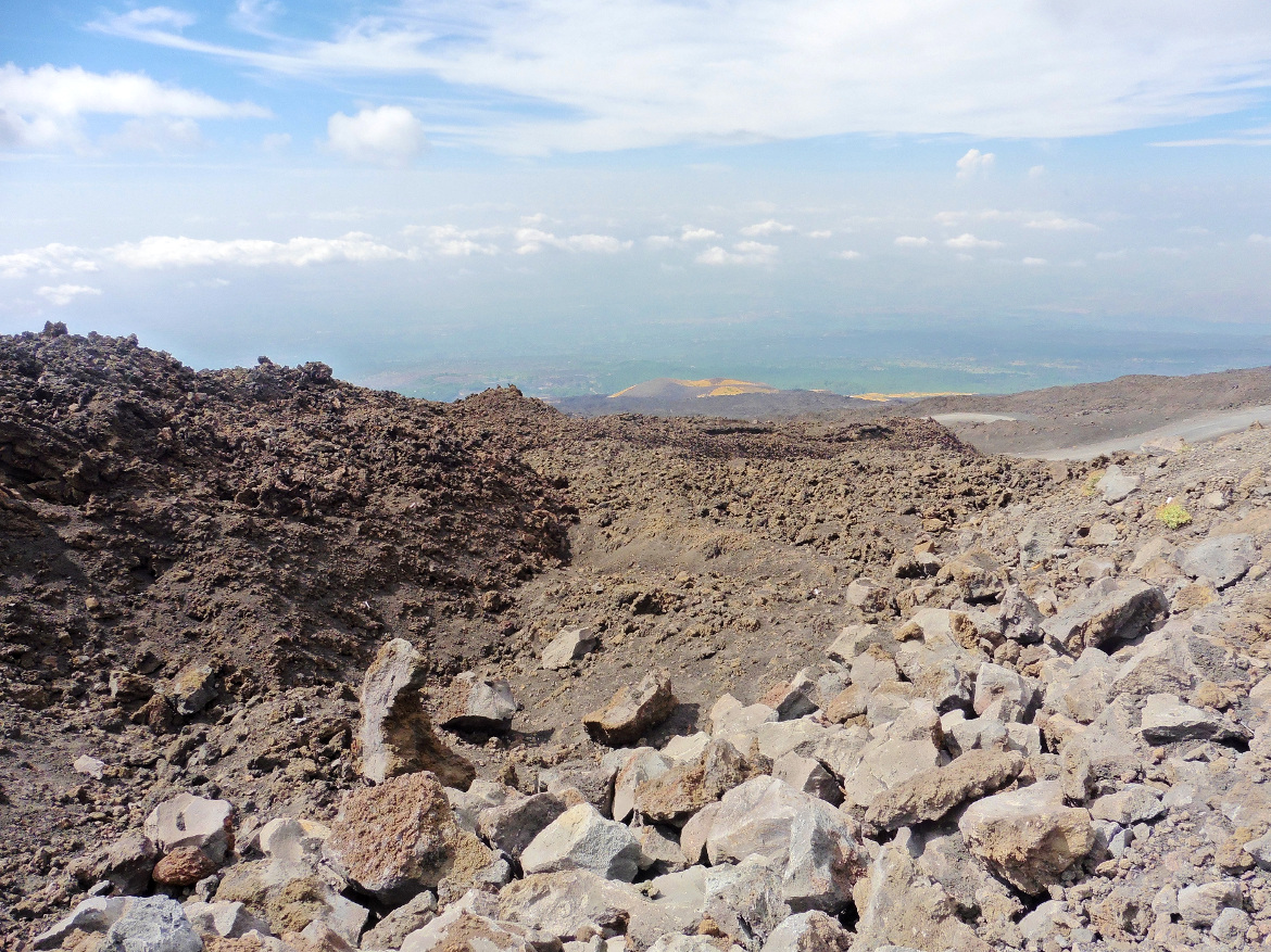 Etna, alla scopeta del vulcano siciliano a piedi