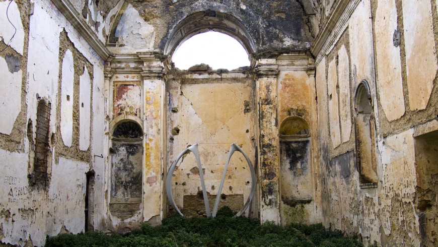 Rovine della Chiesa di Sant'Egidio viste dall'interno (Bussana Vecchia, IM)