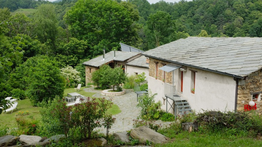 Casa Payer, una casa eco-friendly nel bosco, in Piemonte