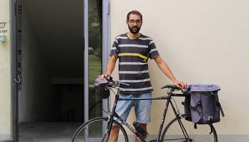 Davide che ha partecipato ad Adotta un Turista offrendo un giro in bici a Parma