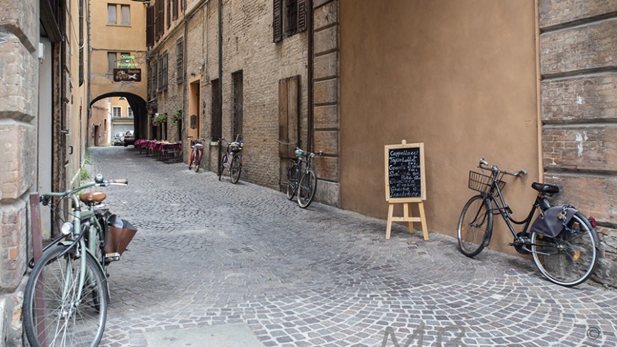 Scopri Ferrara in bici