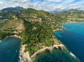 Mortola Tower, Hotel eco-sostenibile e di lusso in Liguria