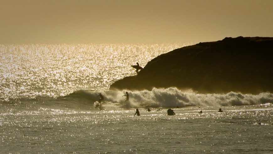 Santa Cruz, California: ammirare le acrobazie dei surfisti sul litorale di Steamer Lane