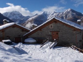 Eco-resort in Piemonte, chalet e baite di Sagna Rotonda, Cuneo