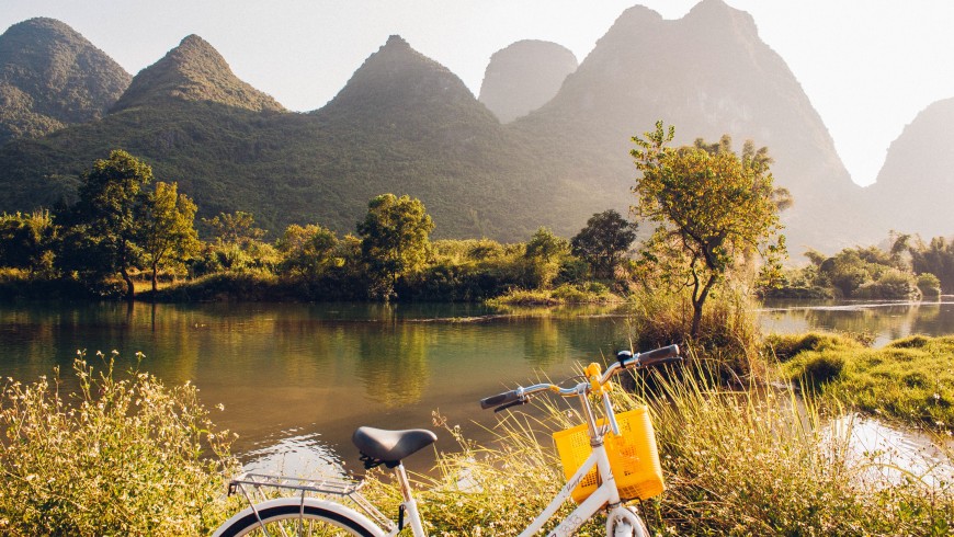 Idee viaggio sostenibile: 10 percorsi in bici per viaggiare in Europa