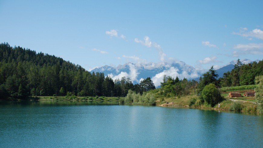 Lago di Tavon. Il Trentino è una regione perfetta per viaggi di gruppo