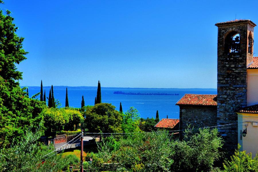 Casa Francesca, bed & breakfast ecologico con vista lago di Garda