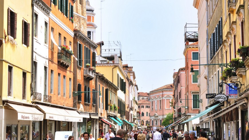 Venezia e il turismo di massa che mette in pericolo la città