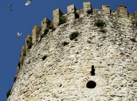 Torre del castello: Albergo Diffuso Torre della Botonta - Castel Ritaldi - Perugia.