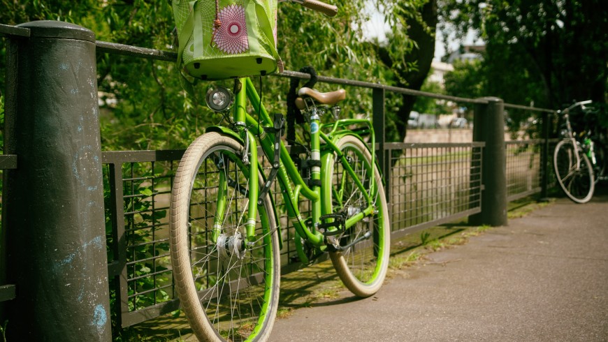 Mobilità ciclistica significa anche mobilità sostenibile, foto di Peter Aschoff via Unsplash