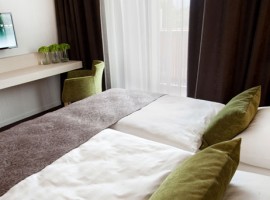 Camera da letto di hotel eco-friendly a Bled