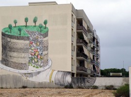 La street art che migliora le nostre città: “Dessert di rifiuti" di Blu. Foto via Focus