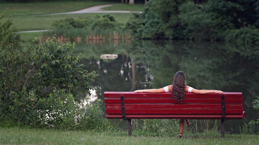 120 minutes dedicated to nature seated in a bench