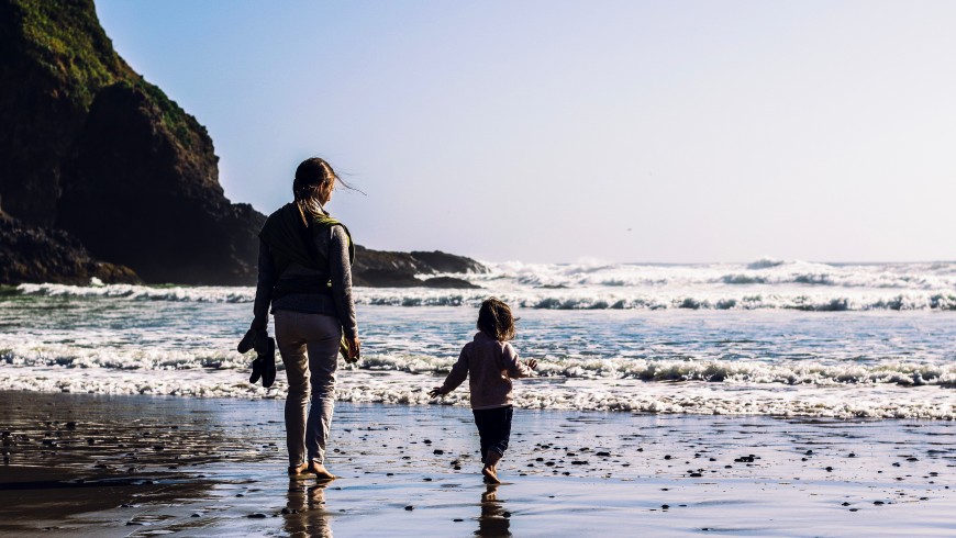 mare, spiaggia e bambini, benessere e felicità