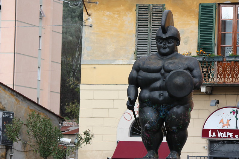 il Guerriero di Botero a Pietrasanta