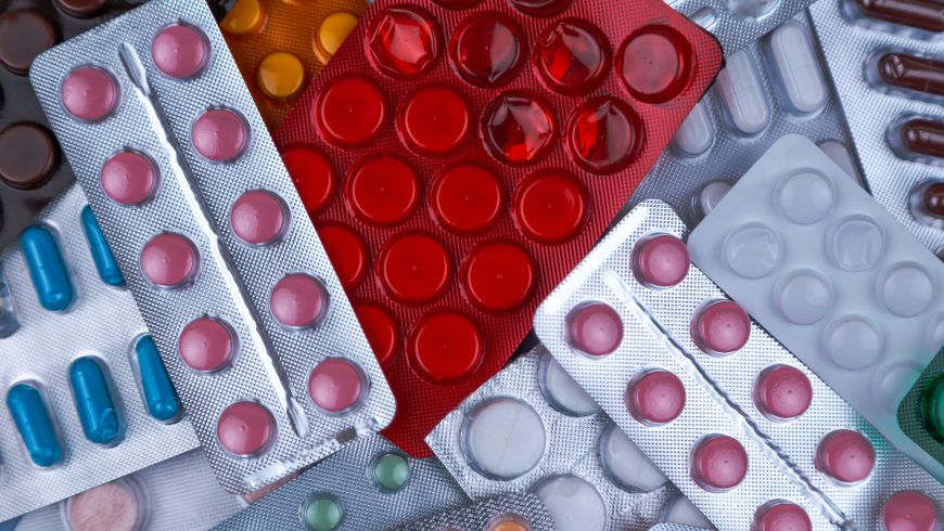 Pillole mediche in confezione di plastica