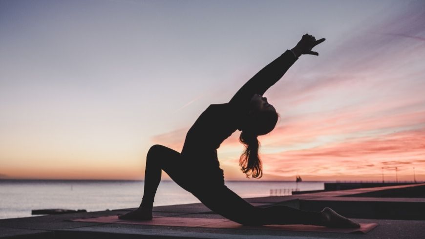 yoga benefici e vantaggi 