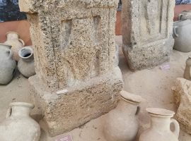 Ritrovamenti archeologici al Museo civico di Cabras, in Sardegna