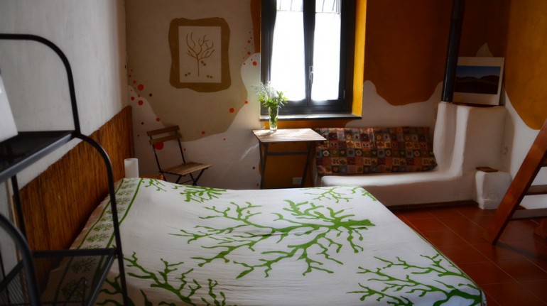 Camera da letto casa di paglia Felcerossa
