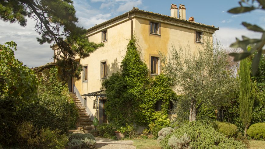 Villa settecentesca a un km da Montepulciano