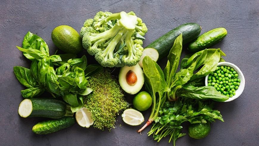 benefici delle verdure, prodotti locali freschi