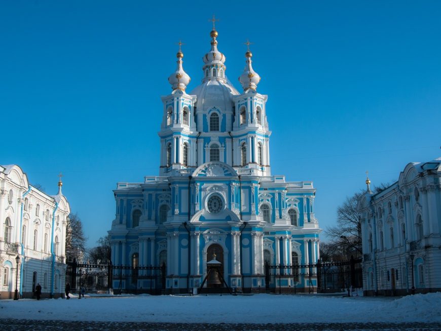 vista della Cattedrale di Smolnyj
