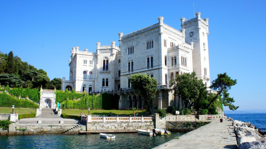 Castello Miramare nei pressi di Trieste