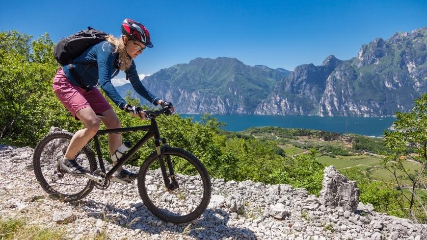 vacanza in bicicletta sul lago di Garda