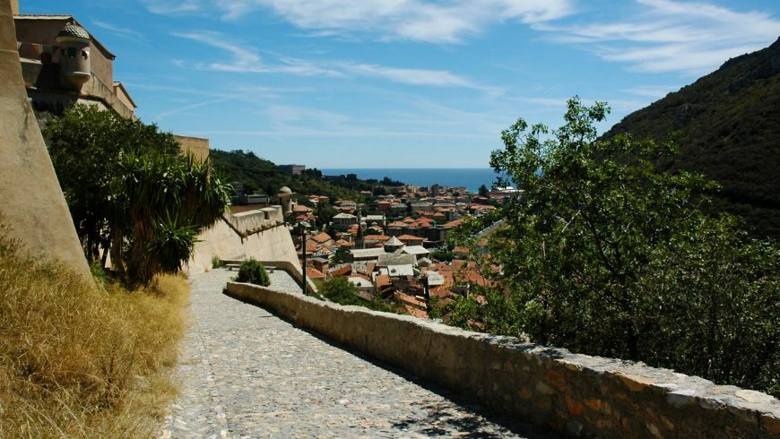 Finale ligure, itinerario a piedi o in bici