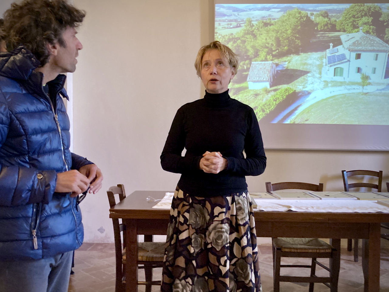 Agnese Annibali dell'Ecobnb Serra di Acquaviva, premiata agli Ecobnb Awards