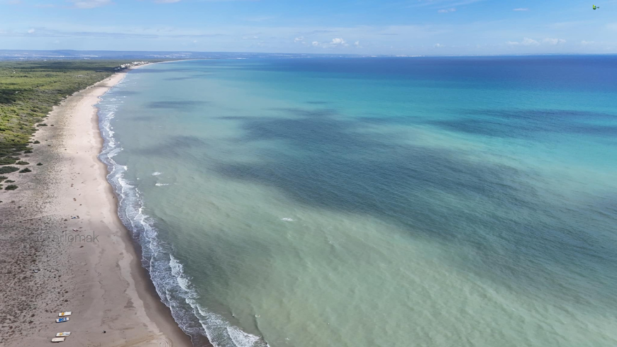 La spiaggia libera della Riserva Naturale della Stornara