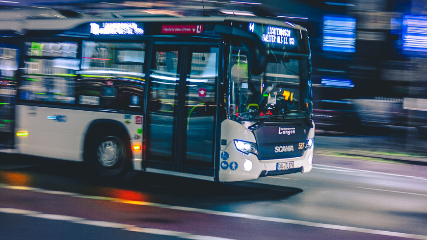 Niente auto risparmia con i mezzi alternativi