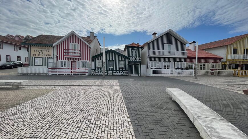 costa nova, le iconiche casette di legno