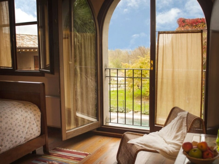 Tempat tidur di Cento