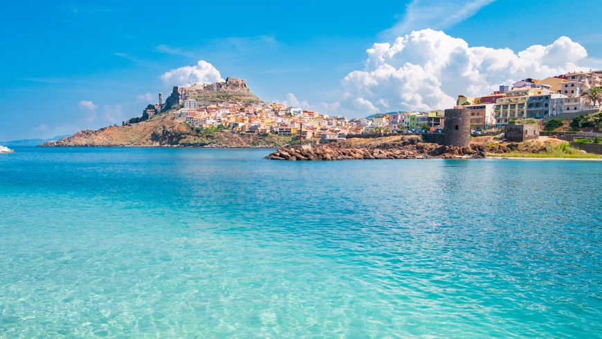 Castelsardo, suggestivo borgo sul mare della Sardegna