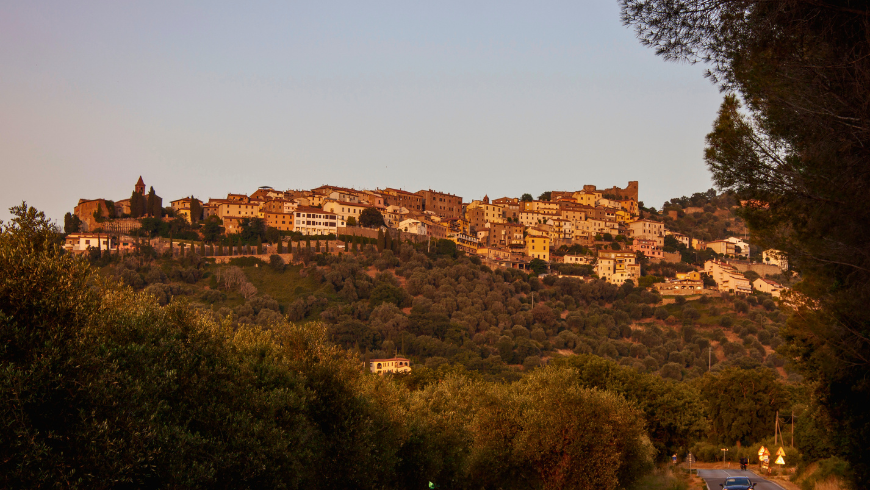 Scarlino, borgo della Maremma Toscana