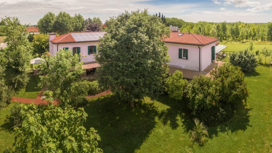 Settecento Alberi, struttura ricettiva eco-sostenibile immersa nel verde, in Veneto con pannelli fotovoltaici