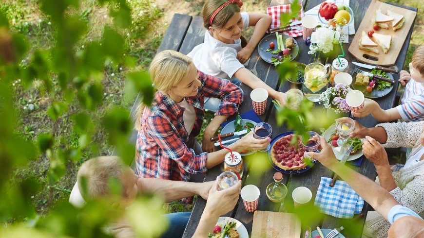 Vacanze a casa: fanno bene alla mente, all’ambiente e al portafoglio