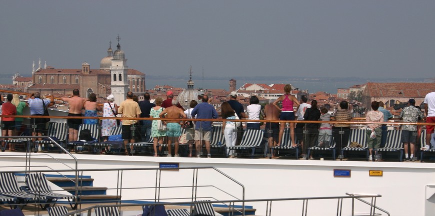 Venice, Cruise ships environmental impact 