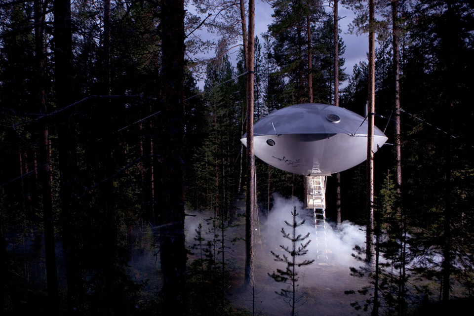 Tree Hotel, Harads, the UFO