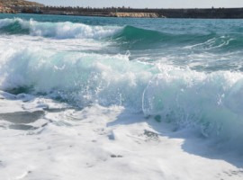 Santa Maria di Leuca foamy waves
