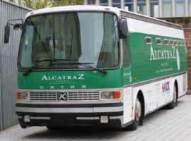 Alcatraz hotel bus
