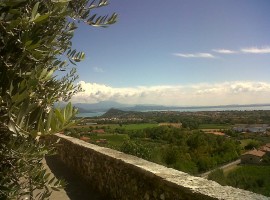 The view of the B&B in Polpenazze del Garda