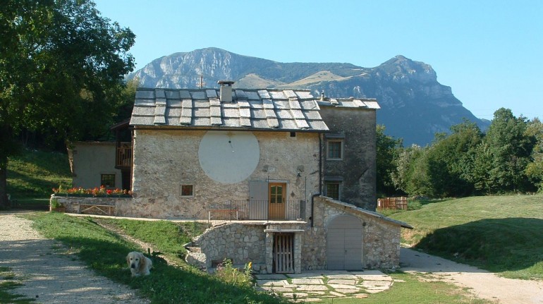 A hut in Trentino for your mom for her special day