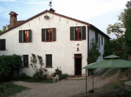 farmhouse in Italy